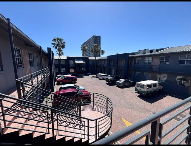 100M² OFFICE TO LET IN MARCONI BEAM INDUSTRIA
